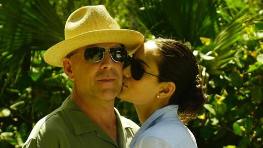 Esposa de Bruce Willis publica libro sobre cómo descubrió la enfermedad del actor