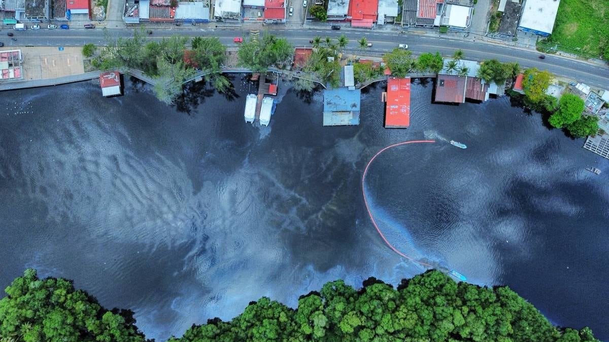 Reportan derrame de hidrocarburo cerca de Dos Bocas