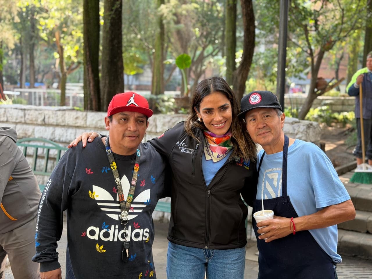 Alcaldía Cuauhtémoc recupera Jardín Ignacio Chávez en la colonia Doctores.