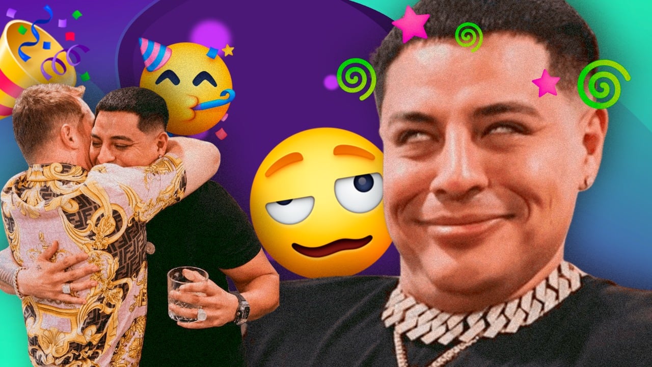 Eduin Caz celebra en grande con el Canelo Álvarez.