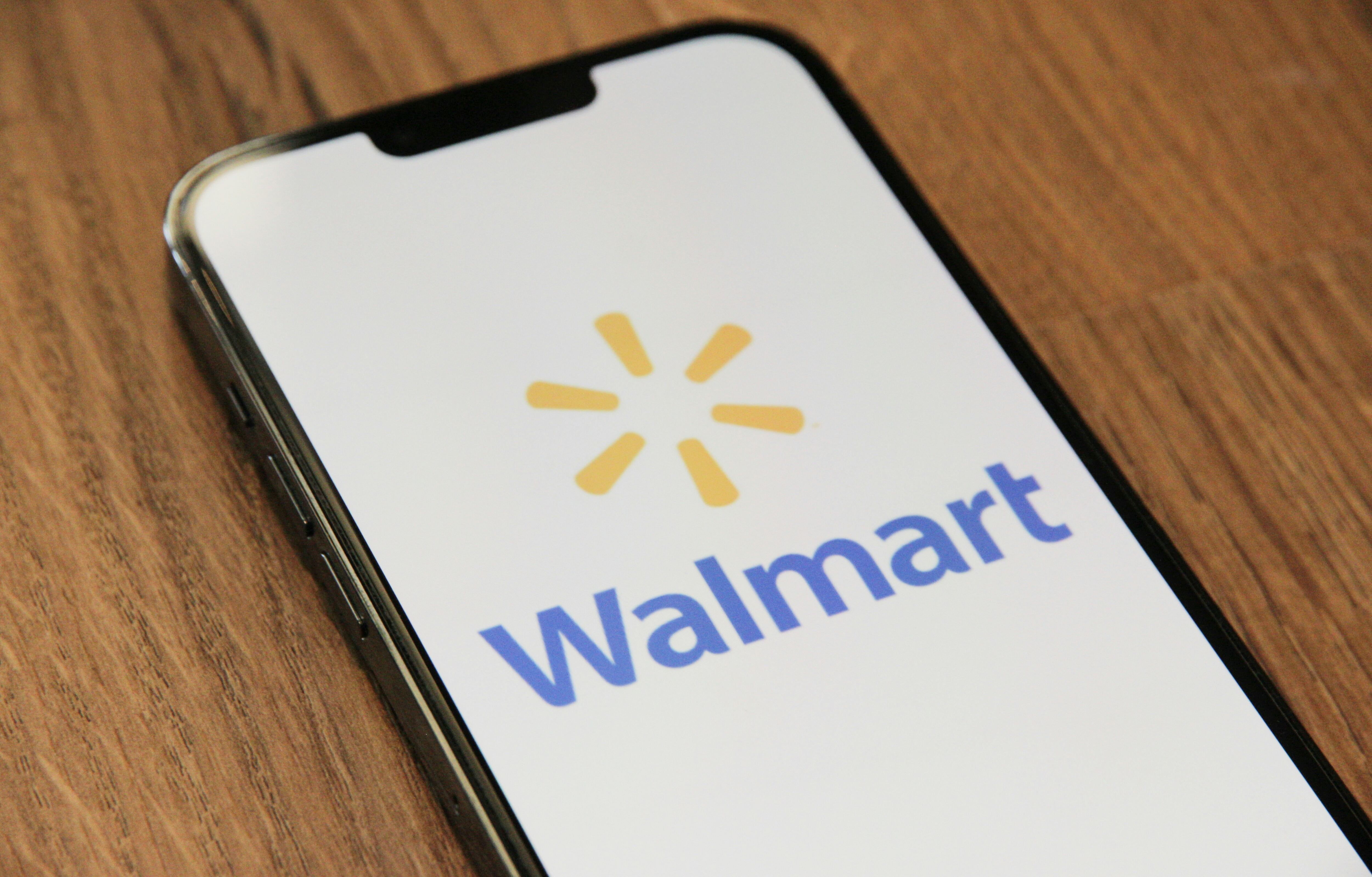 Walmart cambió de logo
