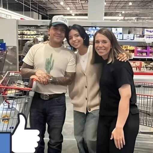 Christian Nodal y Ángela Aguilar de compras en el Costco