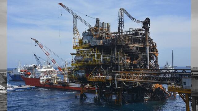 Bajan las exportaciones de petróleo en 16% durante abril