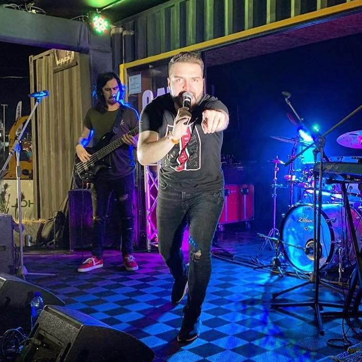 Édgar Sinca, cantante que se promocionaba como su telonero de Christian Nodal