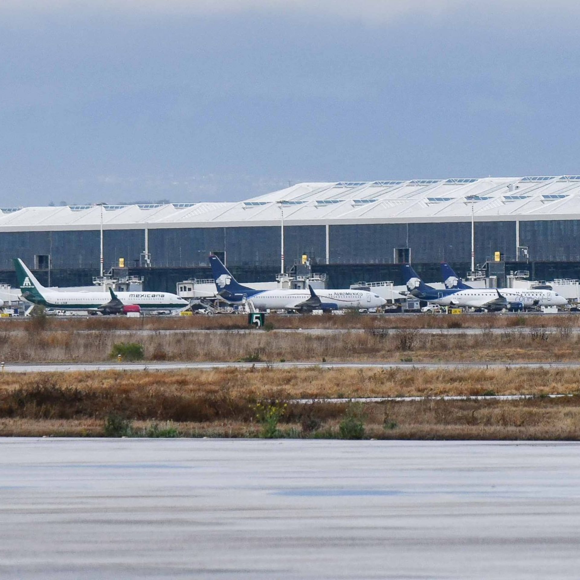 Canaero pide diálogo entre México y Estados Unidos tras cancelación de vuelos en el AIFA