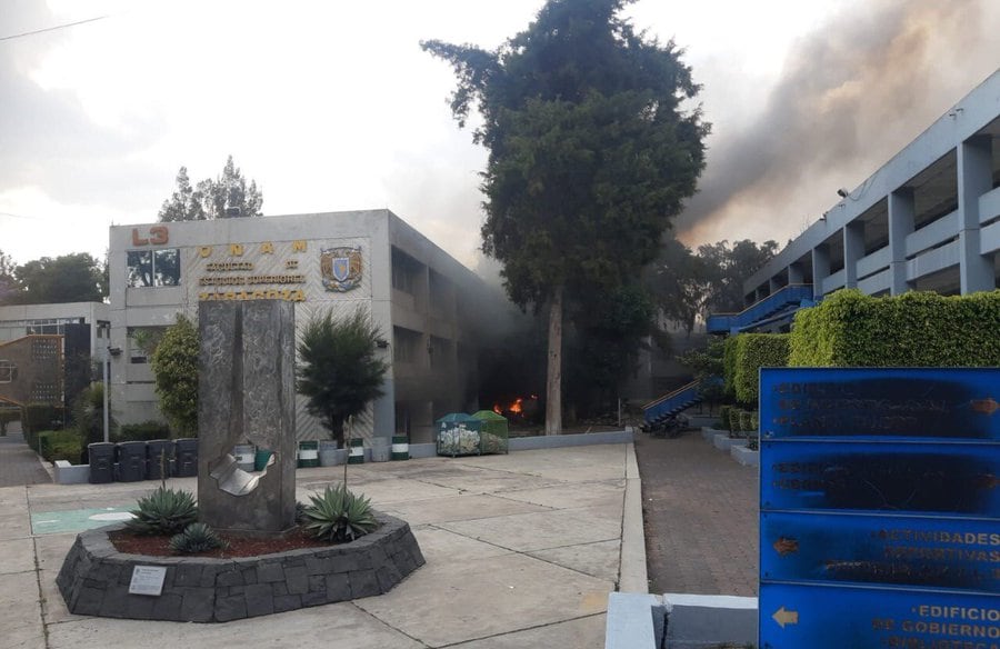 Explosión en la FES Zaragoza