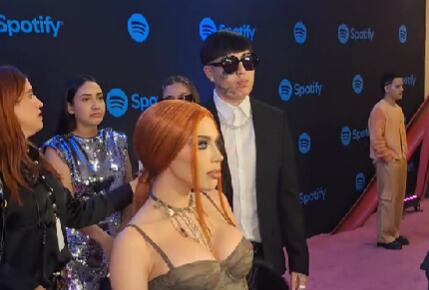 Yeri Mua se reencuentra con Dani Flow