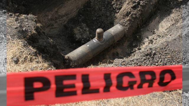 Cuatro sujetos fueron detenidos en relación con los hechos, y elementos de Petróleos Mexicanos acudieron al lugar para asegurar la toma.