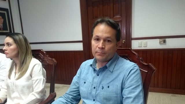 El funcionario no tomó de buena manera los cuestionamientos sobre los hechos del jueves 17 de octubre