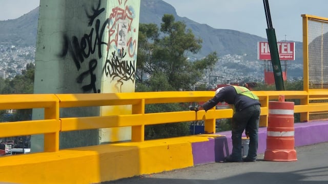 El morado desaparece de puentes y vialidades de la CDMX
