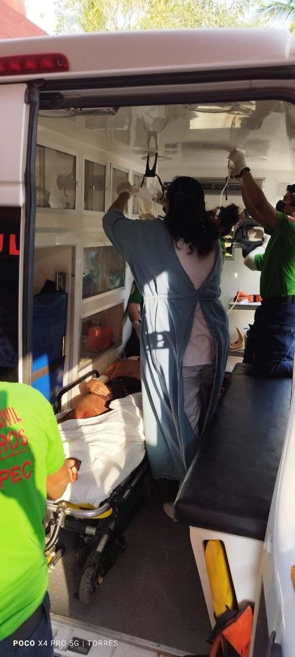 Atienden a argentinos en servicios médicos de Lagunas de Chacahua