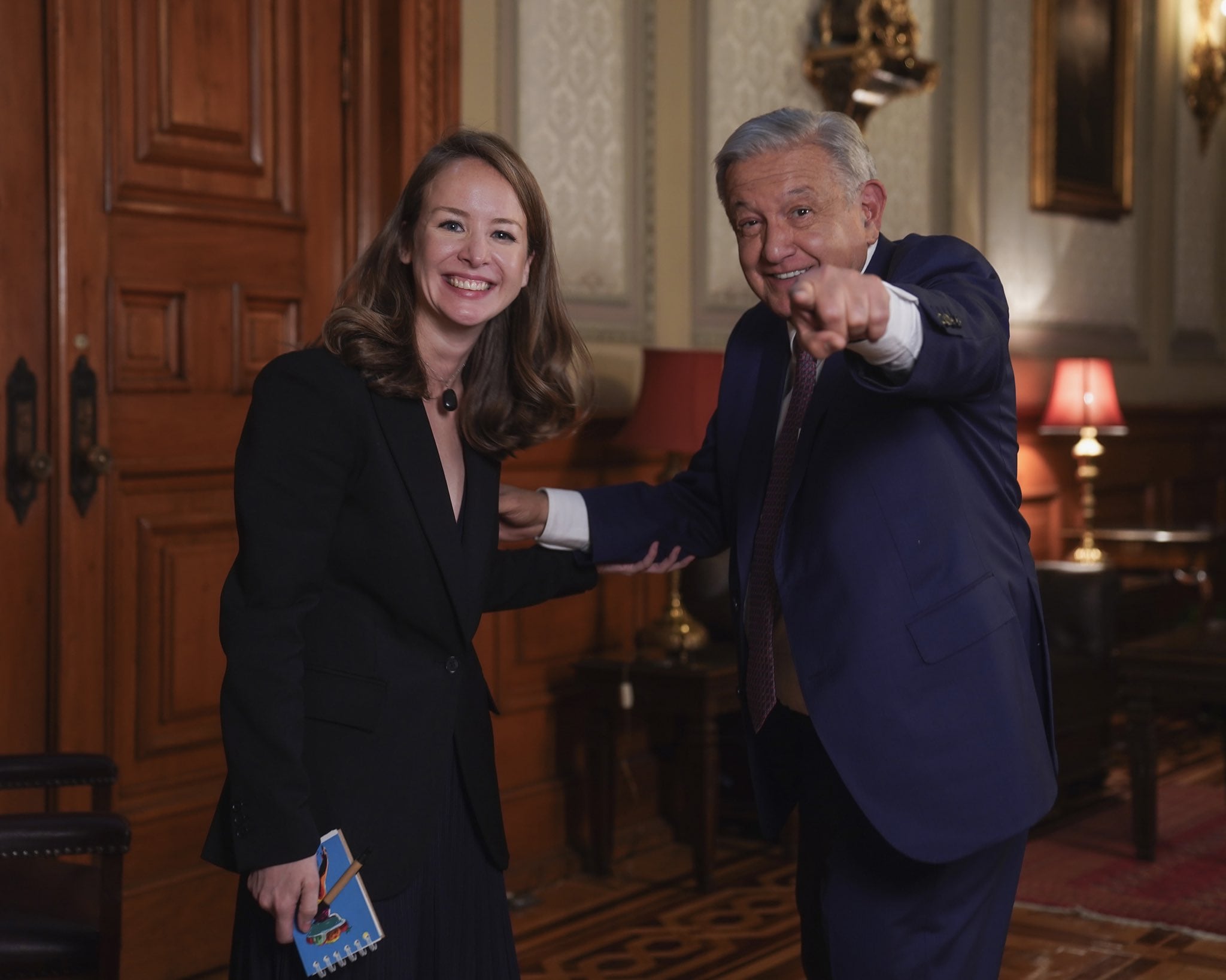 Entrevista de AMLO con Inna Afinogenova de Canal Red