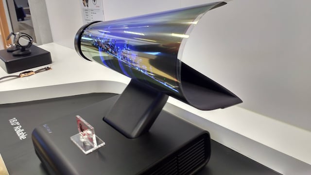 LG Display nos dio acceso a algunos de sus actuales pantallas prototipo con tecnología OLED