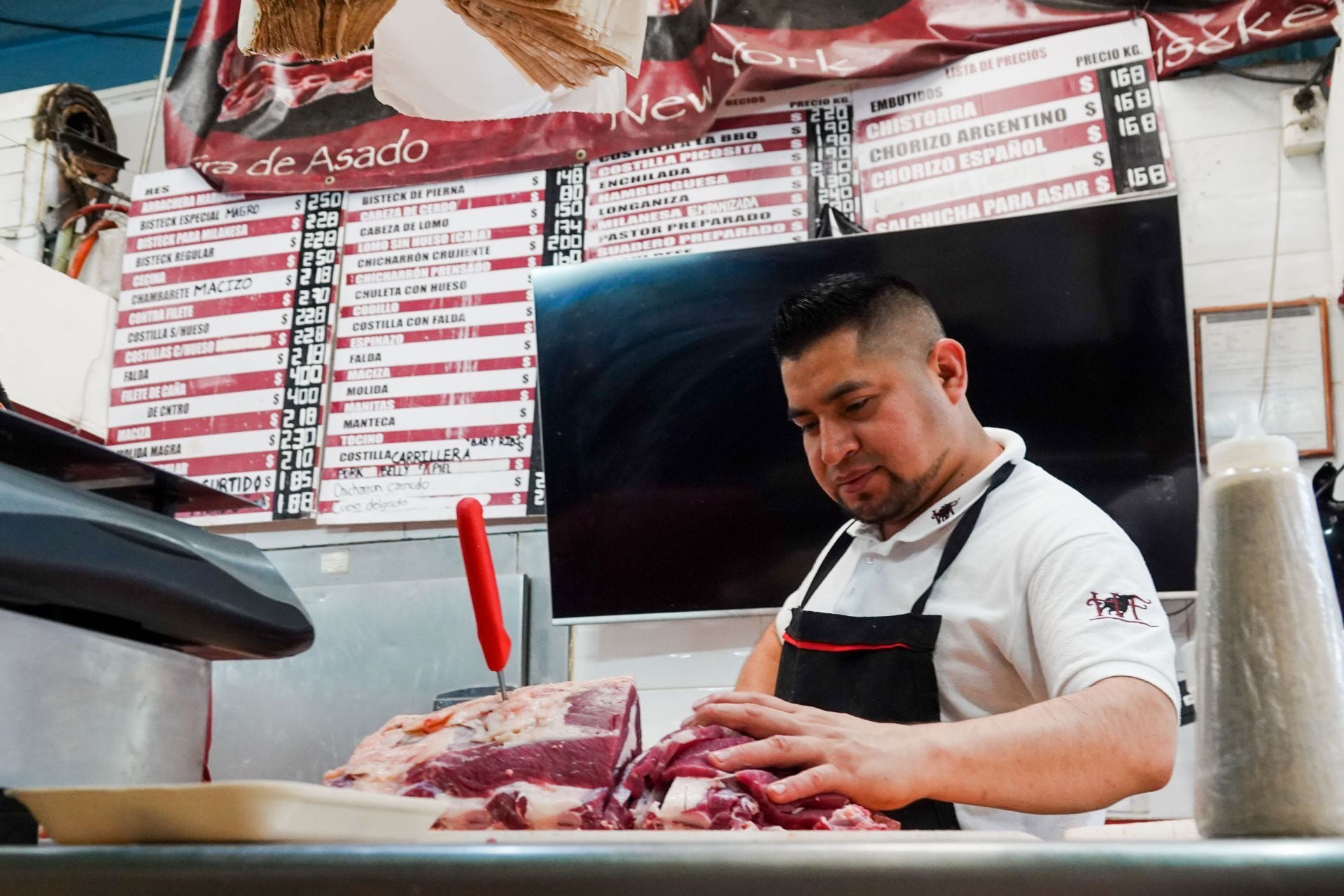 Canasta básica rompe récord de precio en México: comer fuera cuesta más caro
