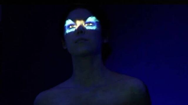 El evento se realizó en España por parte de Sephora, para la presentación de la línea de maquillaje de la tatuadora.