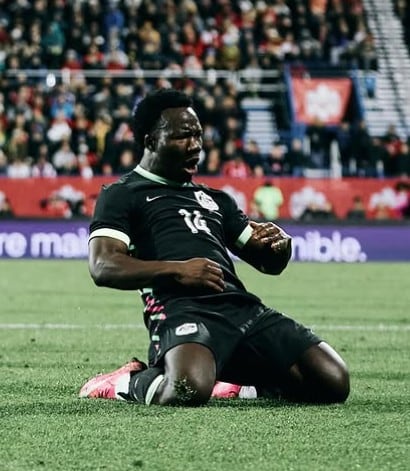 Nestory Irankunda, futbolista de Australia