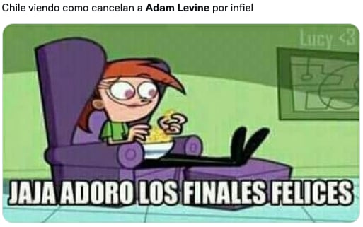 Memes funan a Adam Levine