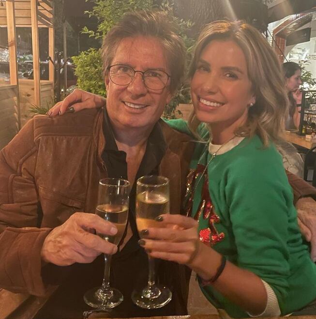 Andrea Escalona junto a su padre Arturo