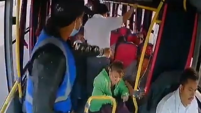Asalto a pasajeros de autobús.