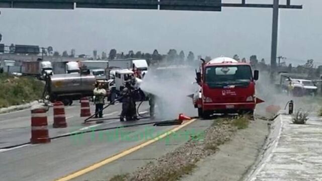 Choque en autopista México-Querétaro.