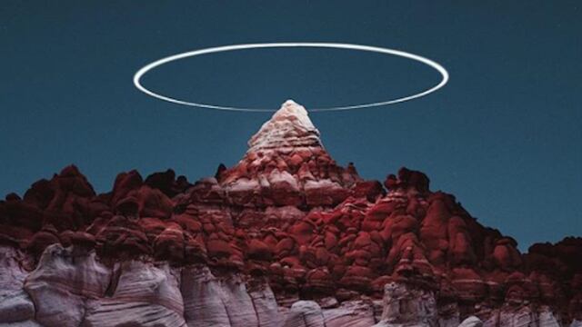 Conoce al fotógrafo que crea efectos de luz con drones