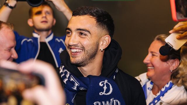 Luis Chávez llegando a Rusia