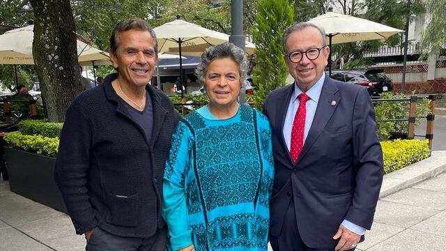 Antonio Villaraigosa se reúne con Beatriz Paredes