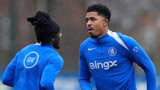 Activistas exigen sanciones tras ataques racistas a 4 jugadores de la Premier League