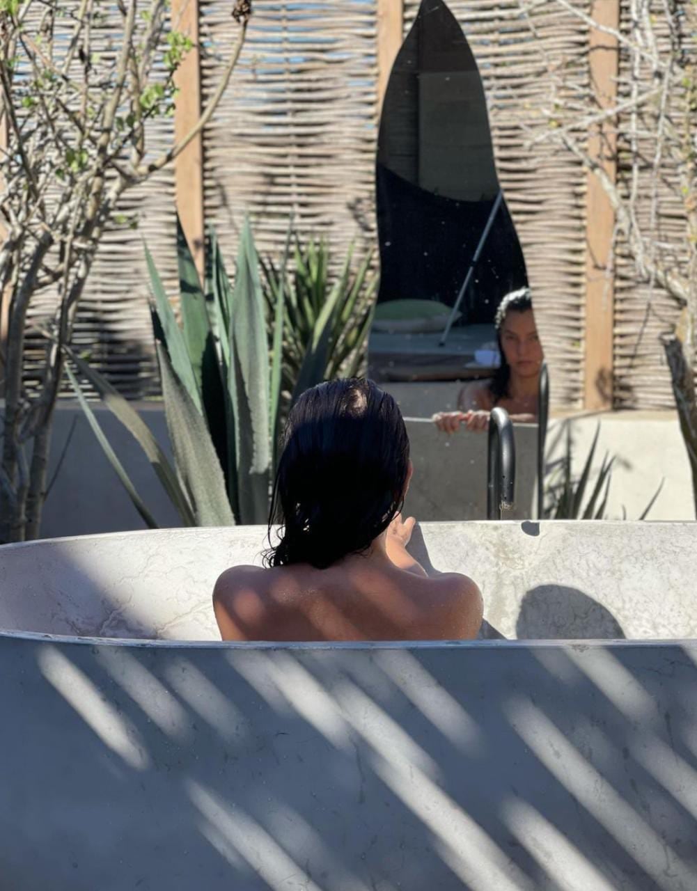 Sara Maldonado en la tina