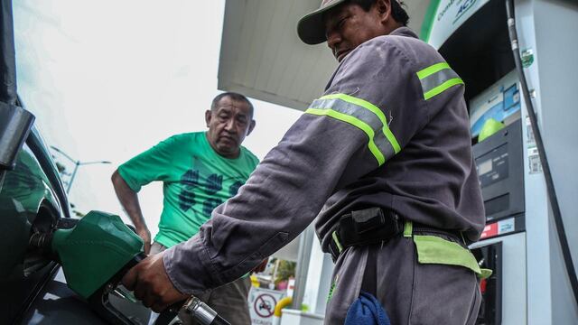 Gasolinería. Sin aumento al combustible en 2019.