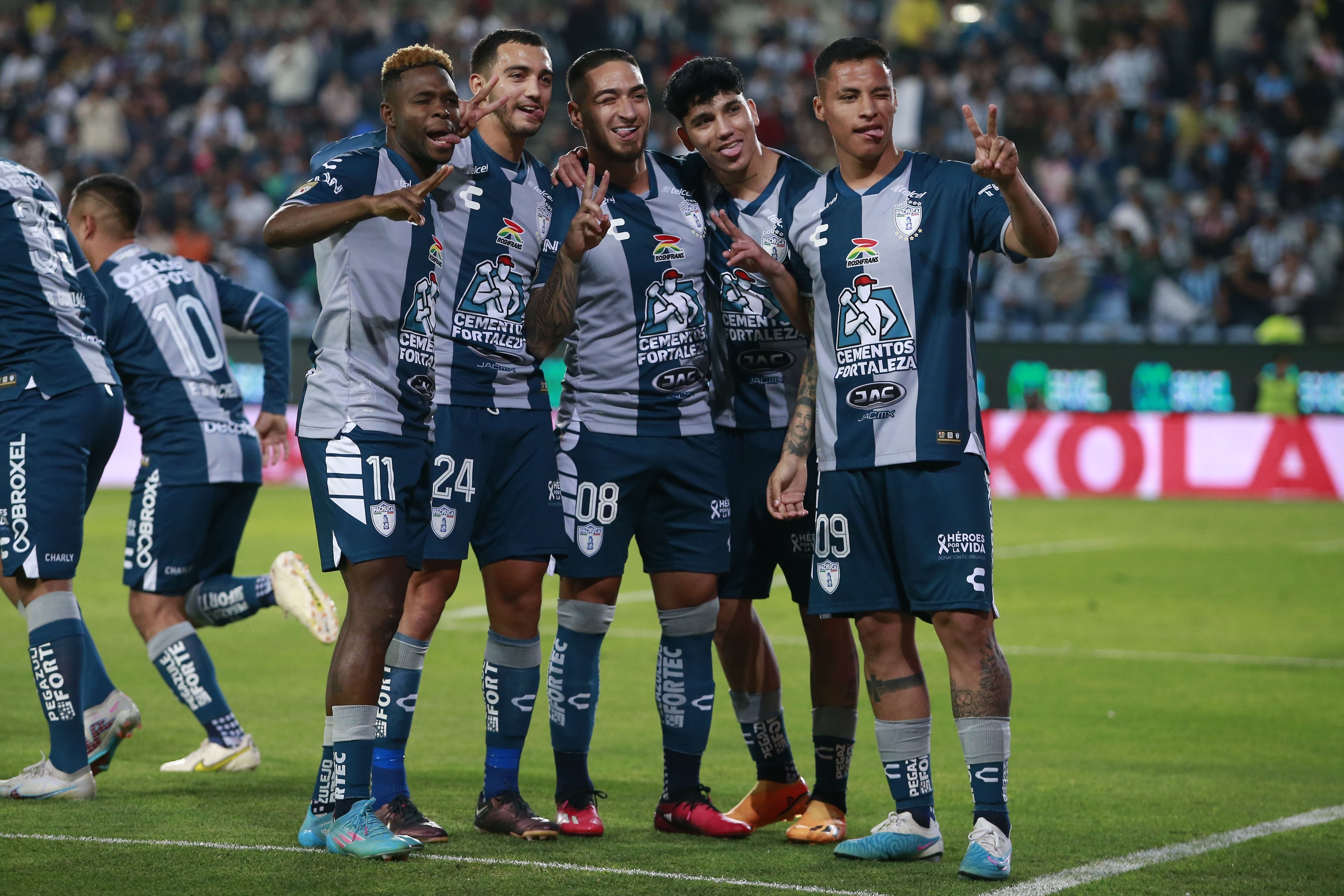 El CF Pachuca se va al descanso con 3-2 arriba frente al Club Santos Laguna.