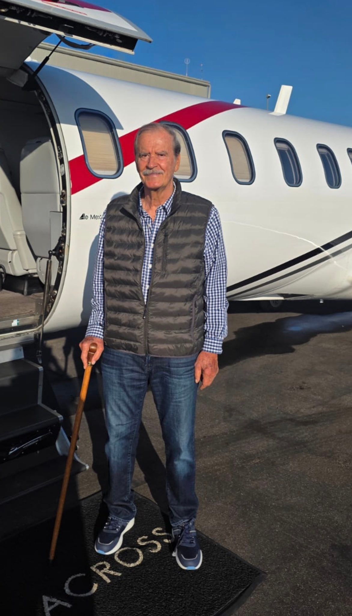 Vicente Fox comparte que va a la toma de protesta de Keiko Fujimori en Perú.