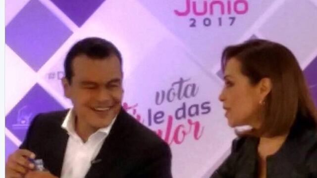 Juan Zepeda se presentó sin corbata y fue el menos solemne de los cuatro.