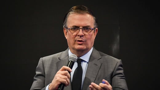 Los oficios de Marcelo Ebrard