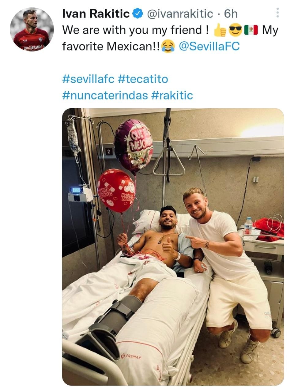 Rakitic y Corona en el hospital