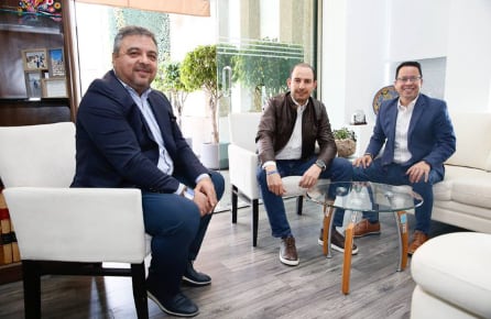 Víctor Pérez (izquierda); Héctor Castillo (derecha)
