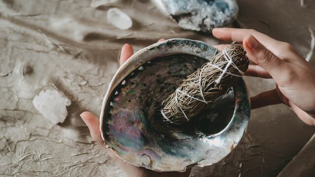 Estos son los mejores días para sahumar tu casa