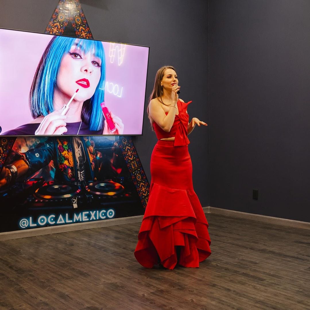 YosStop marca de maquillaje