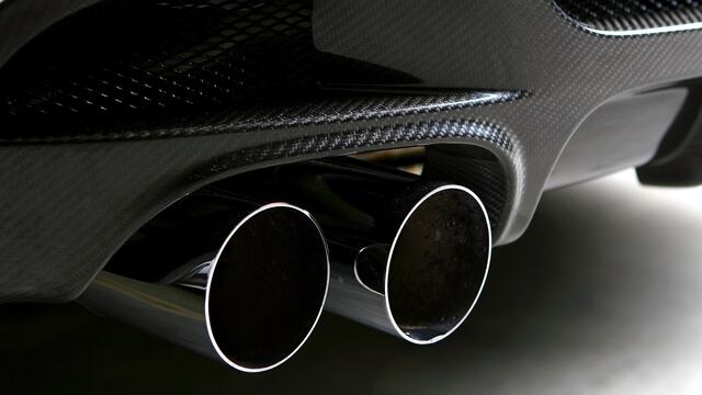 Reino Unido retrasó 5 años la prohibición de coches de combustión