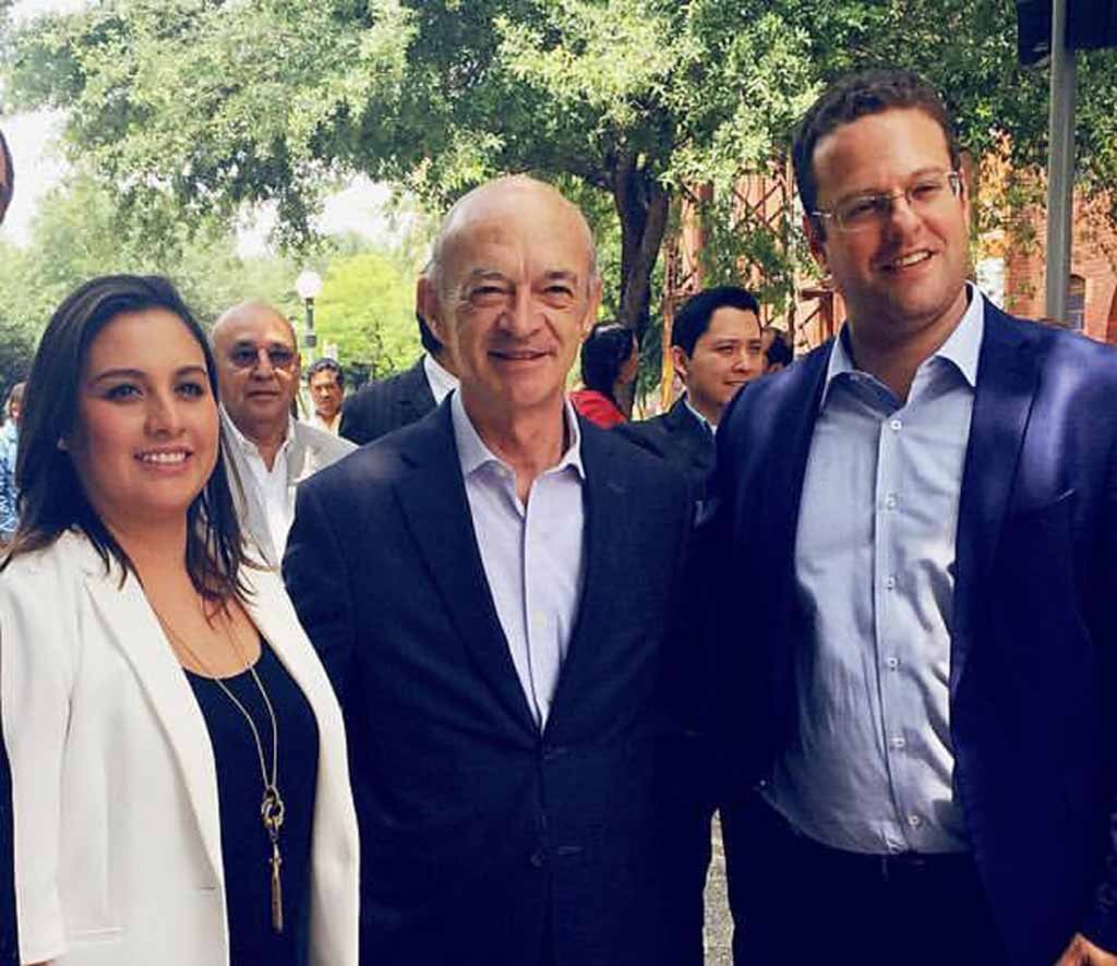 Melissa Segura, Fernando Elizondo y Ricardo Marcos/Detona
