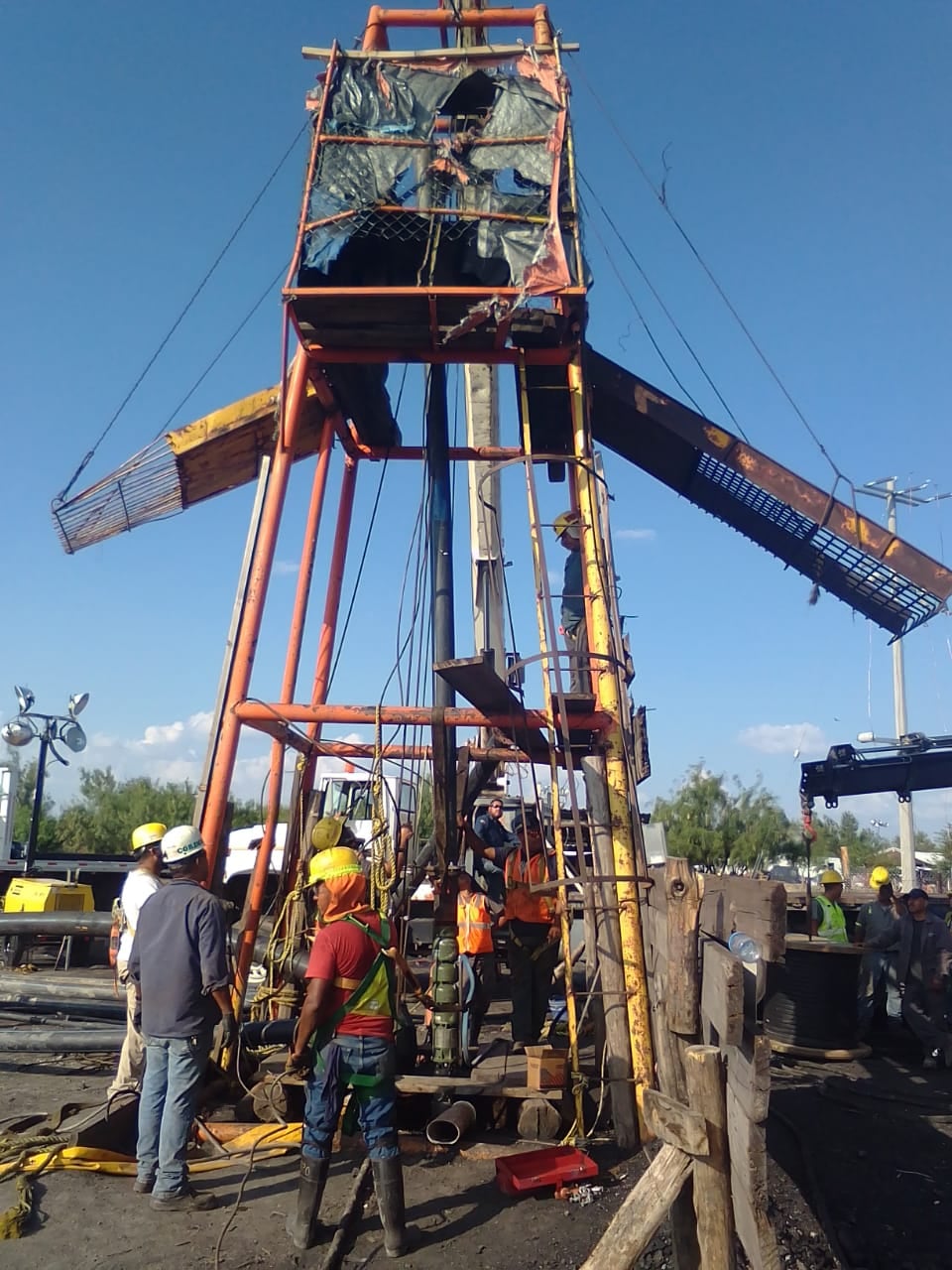 Mineros atrapados en Sabinas, Coahuila, día 15