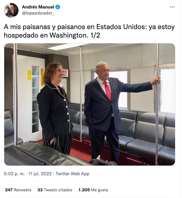 AMLO y Beatriz Müller llegan a hotel Lombardy, en Washington