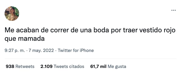 Tuit sobre la boda y el vestido rojo