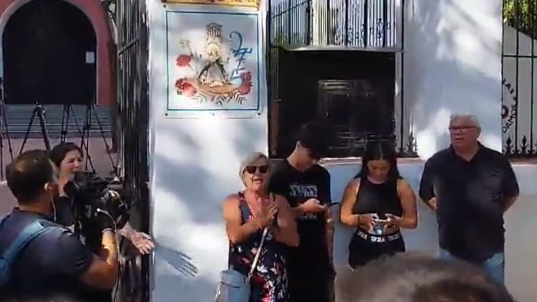 Madre de Luis Rubiales se encierra en una iglesia e inicia huelga de hambre en apoyo a su hijo