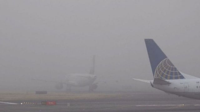AICM reporta afectaciones en despegues por banco de niebla este 30 de octubre