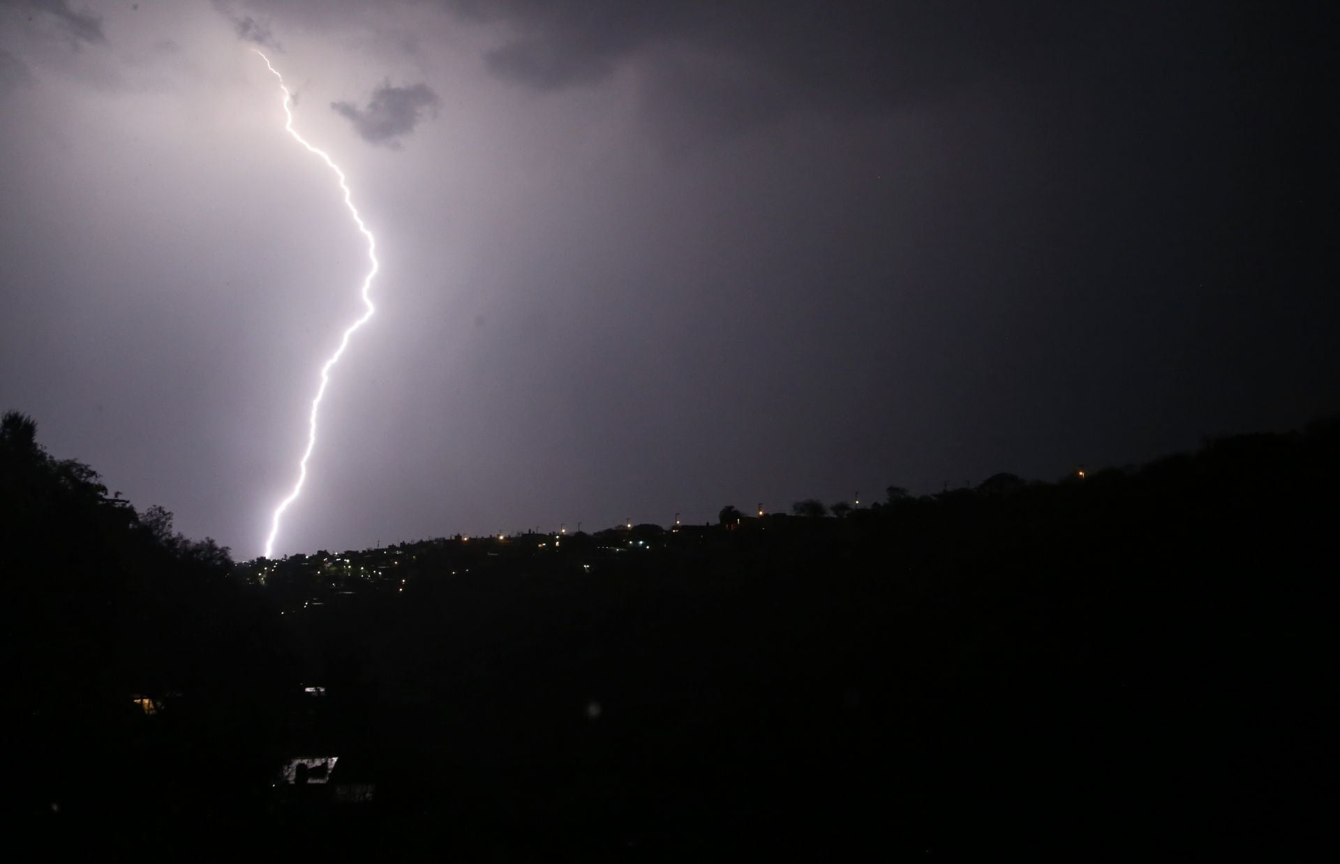 UNAM revela las zonas más peligrosas de México por caída de rayos