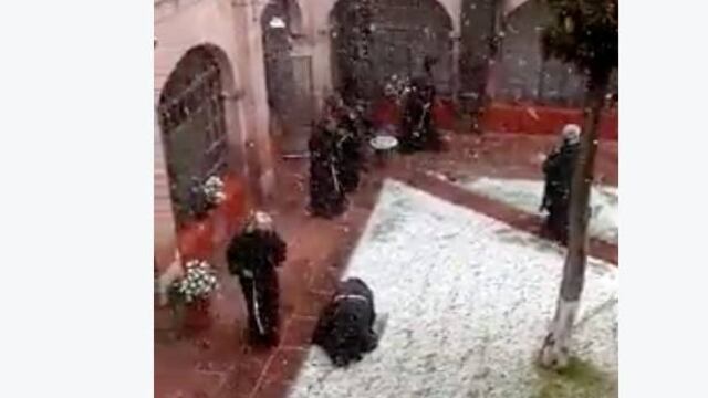 Un poco de nieve equivale a mucha diversión.