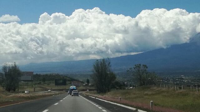 Carretera hacia Izúcar de Matamoros