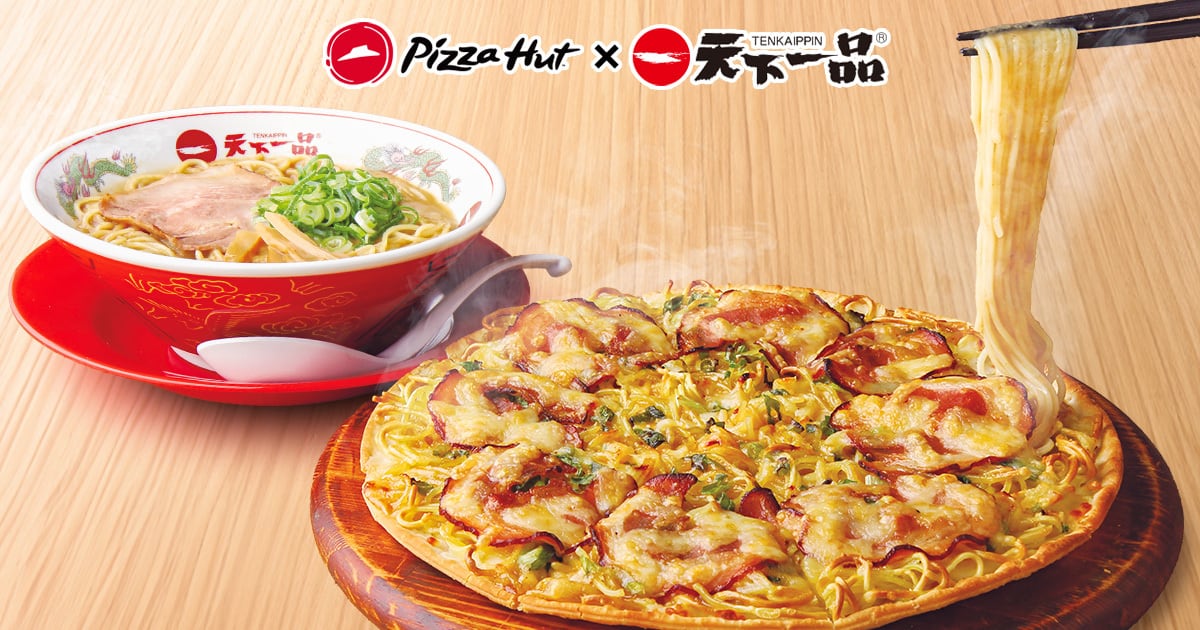 Pizza Hut lanza una atrevida pizza ramen en Japón ¿Llegará a México?