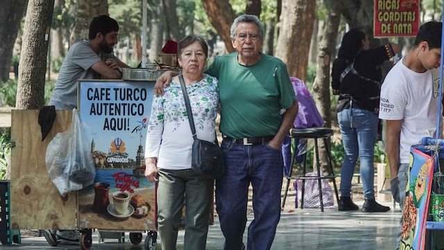 UNAM alerta: mexicanos viven más años, pero con peor salud